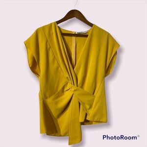 Zara Yellow Knotted Sleeveless Blouse Sz Large